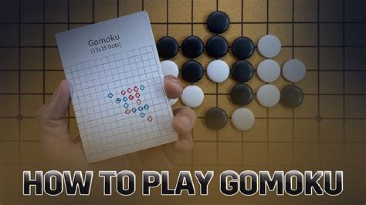 How do you play Gomoku strategy?
